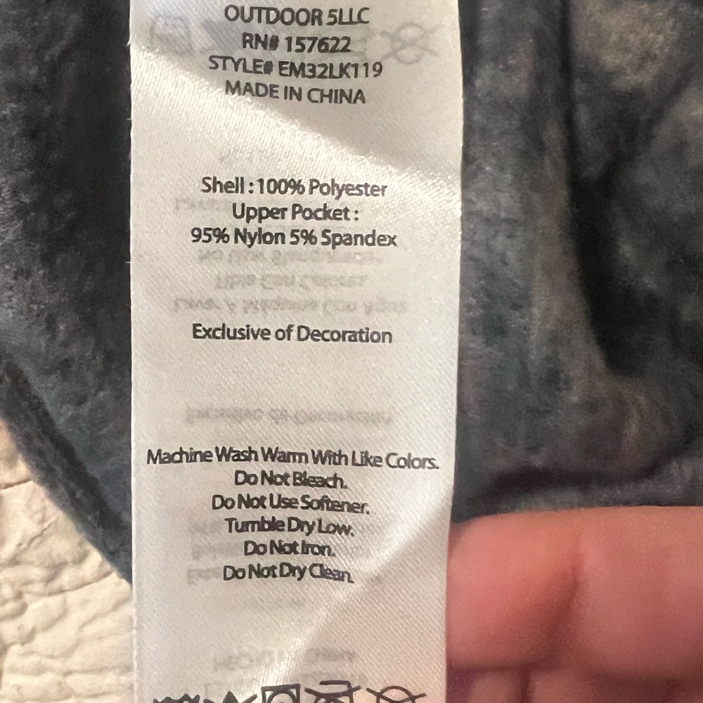 Eddie Bauer Pullover half Zip sweater - Picture 3 of 6